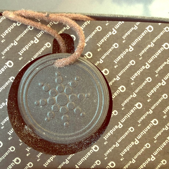 Quantum Pendant - Picture 1 of 4